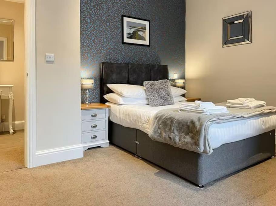 Strathmore Apt Scarborough, Pool, Gym, Parking 외부 사진