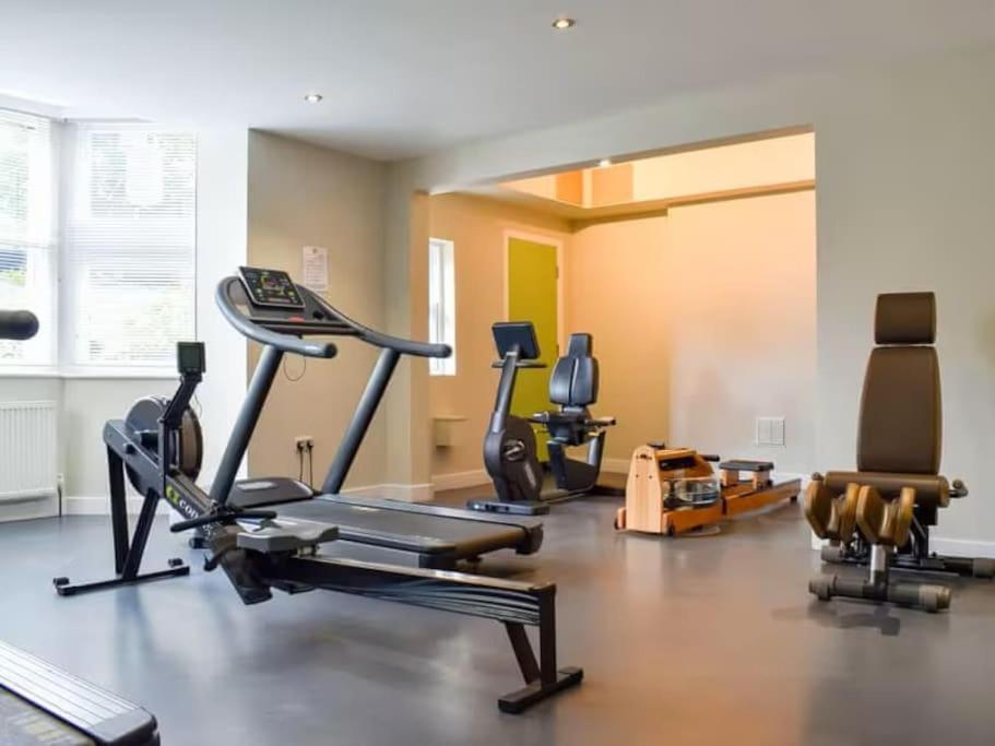 Strathmore Apt Scarborough, Pool, Gym, Parking 외부 사진