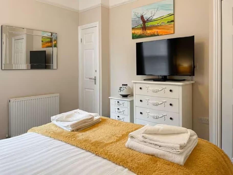 Strathmore Apt Scarborough, Pool, Gym, Parking 외부 사진